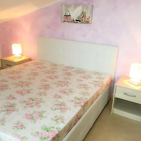 Domusfe Carbonia Apartment
